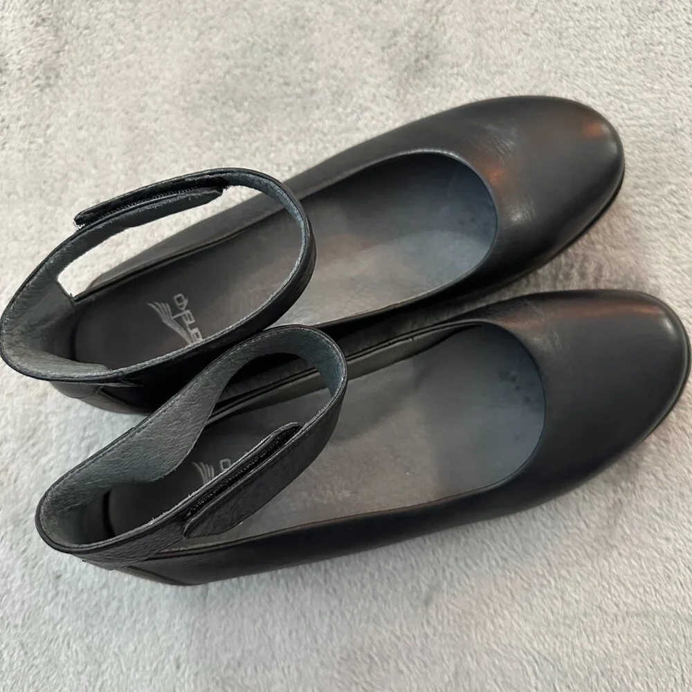Dansko Jenna Ankle Strap Shoes 40 US 9.5 10 Black Leather Wedge - Picture 3 of 7